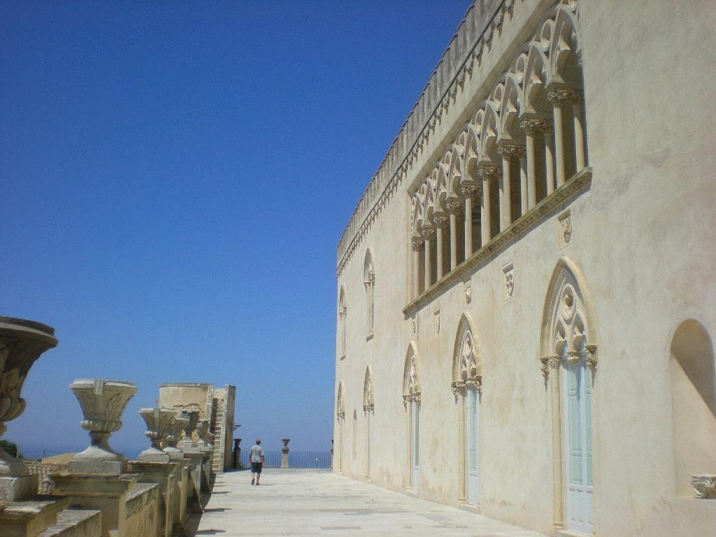 La Voce Del Violino Bed & Breakfast Ragusa Eksteriør bilde